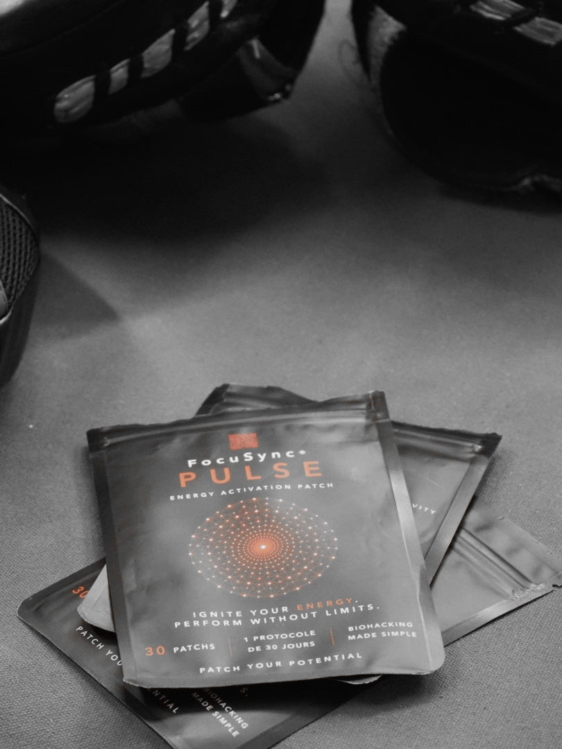 PULSE — sachets photographiés avec du matériel de boxe